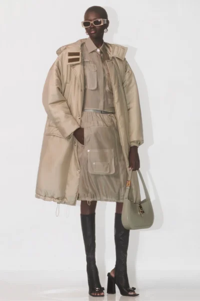 Look 17